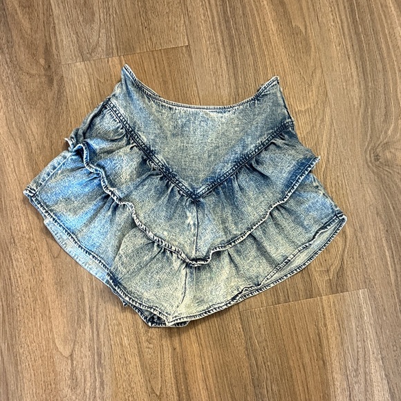 Mother acid wash Denim Ruffle Mini Skirt - Picture 1 of 4